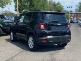 Used 2020 Jeep Renegade Latitude w/ Cold Weather Group image 5