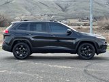 Used 2017 Jeep Cherokee Sport image 5