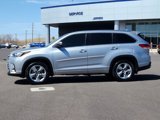Used 2017 Toyota Highlander Limited image 2