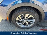 Used 2022 Buick Envision Essence w/ Safety Package image 2