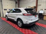 Used 2023 Ford Edge SEL image 4