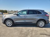 Used 2023 Ford Edge SEL image 4