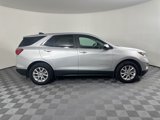 Used 2021 Chevrolet Equinox LT image 2