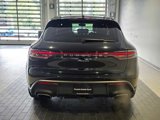Used 2025 Porsche Macan image 4