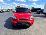 Used 2010 Kia Soul + image 3