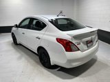 Used 2013 Nissan Versa SV image 4