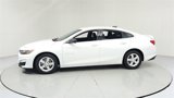 Used 2022 Chevrolet Malibu LS image 2
