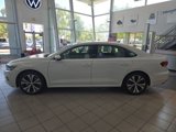 Certified 2022 Volkswagen Passat 2.0T SE image 4