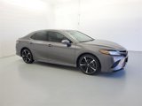 Used 2019 Toyota Camry XSE image 4