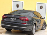 Used 2018 Volkswagen Passat 2.0T R-Line image 4