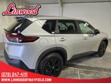 Used 2023 Nissan Rogue SV image 2