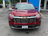 New 2025 Chevrolet Equinox LT image 2