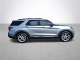 Used 2020 Ford Explorer XLT image 5