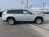 Used 2023 Jeep Grand Cherokee L Limited image 2
