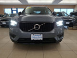 Used 2021 Volvo XC40 T5 R-Design w/ Climate Package image 2