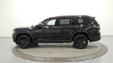 Used 2023 Jeep Grand Cherokee L Laredo image 5