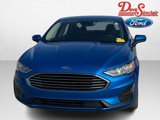 Used 2020 Ford Fusion SE image 2