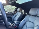 Used 2023 Porsche Macan image 5
