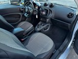 Used 2016 smart fortwo passion image 6