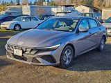 New 2025 Hyundai Elantra SE image 3