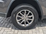 Used 2014 Jeep Grand Cherokee Limited image 2