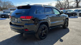 Used 2018 Jeep Grand Cherokee Laredo image 3