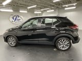 Used 2024 Nissan Kicks SV image 2