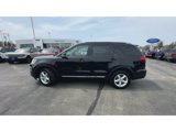 Certified 2017 Ford Explorer XLT w/ Equipment Group 201A image 5