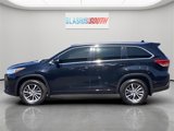 Used 2017 Toyota Highlander XLE image 6