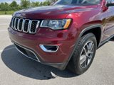 Used 2018 Jeep Grand Cherokee Limited image 3