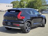 Certified 2025 Volvo XC40 B5 Core image 5