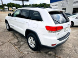 Used 2017 Jeep Grand Cherokee Laredo w/ Quick Order Package 2BE image 3