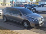 Used 2011 Volkswagen Golf 2-Door image 3