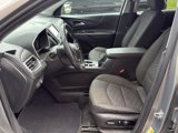 Used 2018 Chevrolet Equinox LT image 3