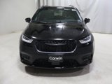 New 2025 Chrysler Pacifica Select image 2