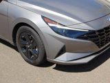 Used 2021 Hyundai Elantra SEL image 2