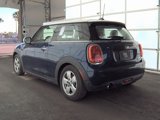 Used 2018 MINI Cooper 2-Door Hardtop image 4