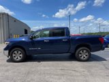 Used 2018 Nissan Titan SV w/ SV Convenience Package image 2