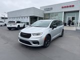 Certified 2024 Chrysler Pacifica Premium image 3