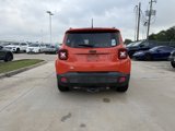 Used 2017 Jeep Renegade Altitude image 5