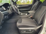 New 2025 Jeep Grand Cherokee L Laredo image 5
