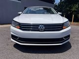 Used 2019 Volkswagen Passat 2.0T Wolfsburg image 2