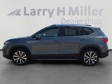 Used 2024 Volkswagen Taos SE image 2