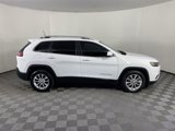 Used 2019 Jeep Cherokee Latitude w/ Popular Appearance Group image 4