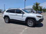 Used 2019 Jeep Cherokee Trailhawk image 2