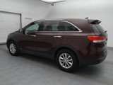 Used 2018 Kia Sorento LX image 3