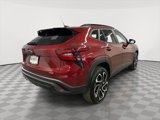 Used 2024 Chevrolet Trax RS w/ Sunroof Package image 3