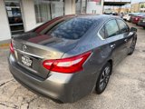 Used 2017 Nissan Altima 2.5 SV w/ Convenience Package image 4