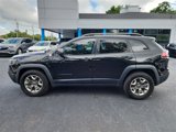 Used 2019 Jeep Cherokee Trailhawk image 5