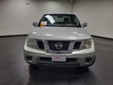 Used 2013 Nissan Frontier SV image 3